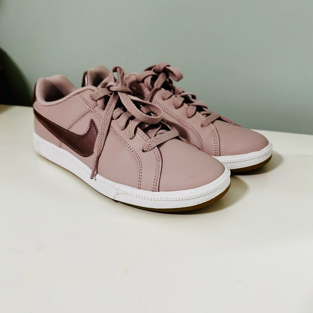 New Nike Women's Court Royal